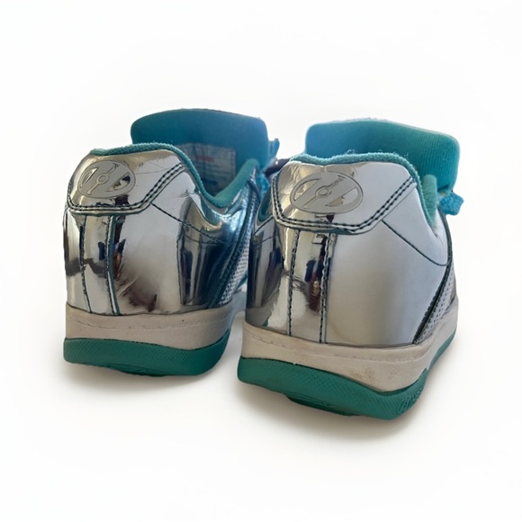Heelys Metallic Split Chrome Skate Sneaker Roller Wheel in Blue - Picture 3 of 6